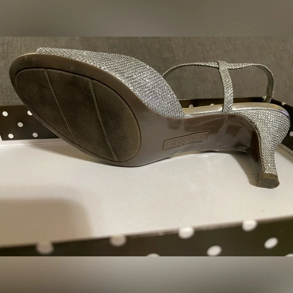 Kelly & Katie Glittering Silver Heels - Picture 4 of 5